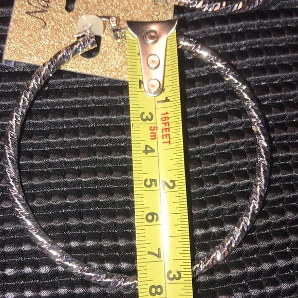 🆕Natasha Silver Tone Hoops - Picture 6 of 11